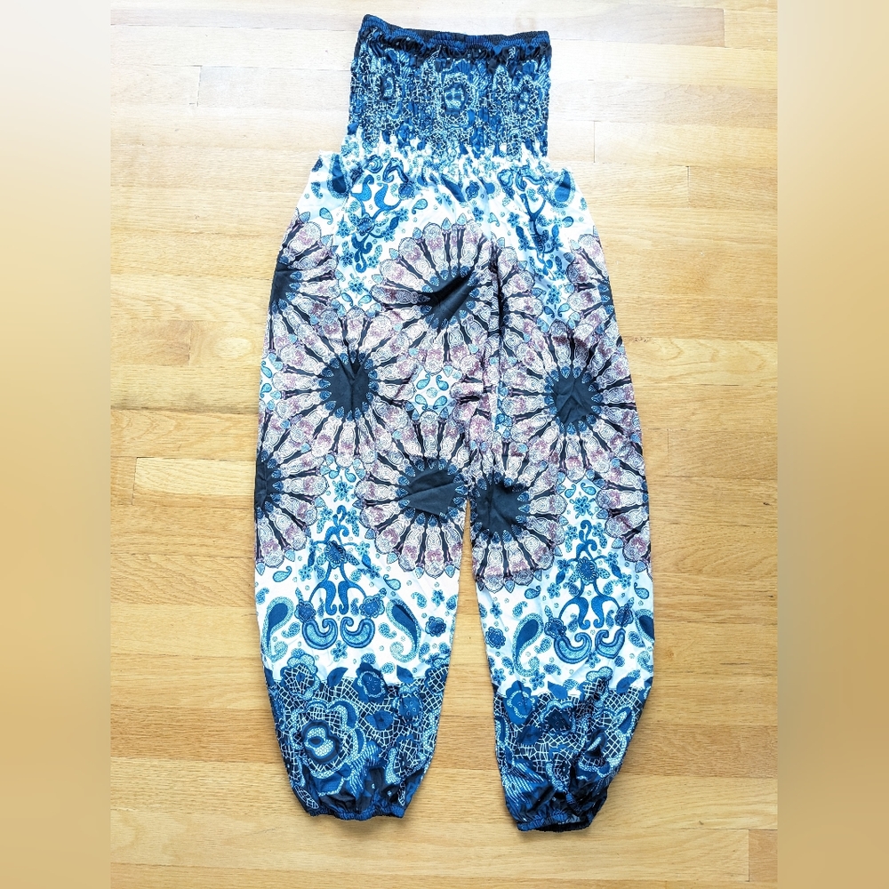 Boho beach pants. Lightweight. High waisted. Size Small. Never worn.
